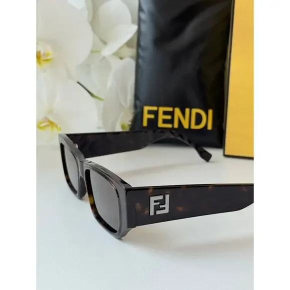 NEW Fendi FE40144I Brown Unisex Sunglasses